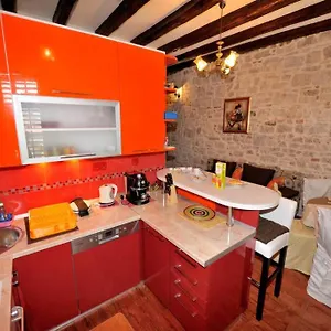 Charming Stone In The Heart Of Appartement