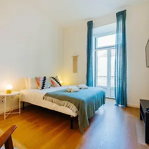 amazing-open-space-apt-in-downtown-baixa.hotels-lisbon-portugal.com/